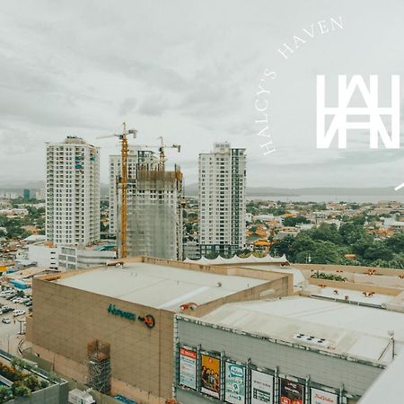 Halcy'S Haven, Studio Condo At The Heart Of Davao Exterior photo