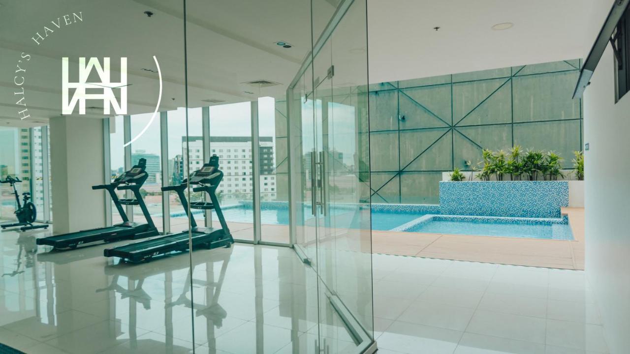 Halcy'S Haven, Studio Condo At The Heart Of Davao Exterior photo