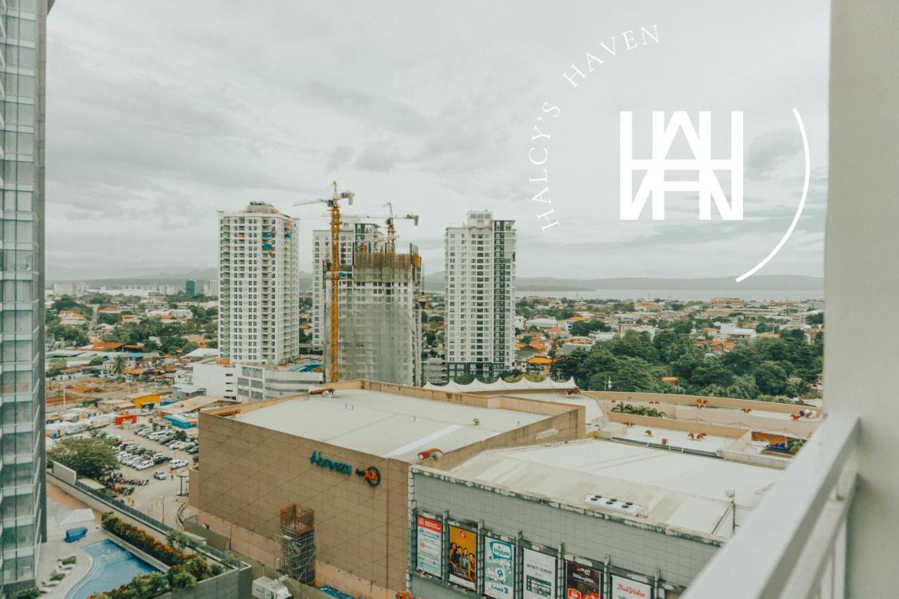 Halcy'S Haven, Studio Condo At The Heart Of Davao Exterior photo